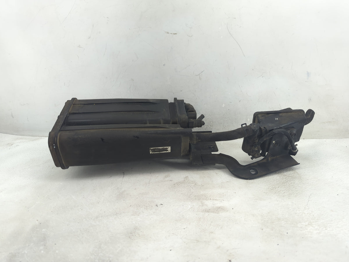 2017 Hyundai Veloster Fuel Vapor Charcoal Canister 1410988 - Oemusedautoparts1.com
