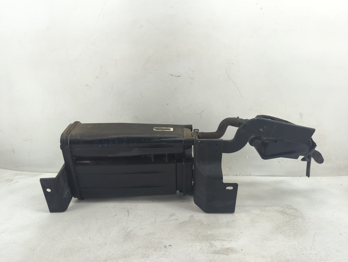 2017 Hyundai Veloster Fuel Vapor Charcoal Canister 1410988 - Oemusedautoparts1.com