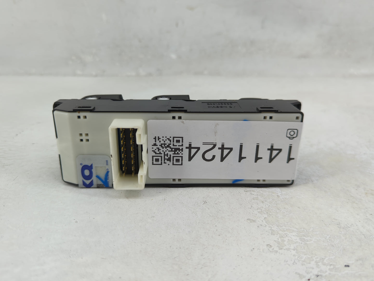 2012-2017 Hyundai Veloster Master Power Window Switch Replacement Driver Side Left P/N:299103333 Fits OEM Used Auto Parts - 