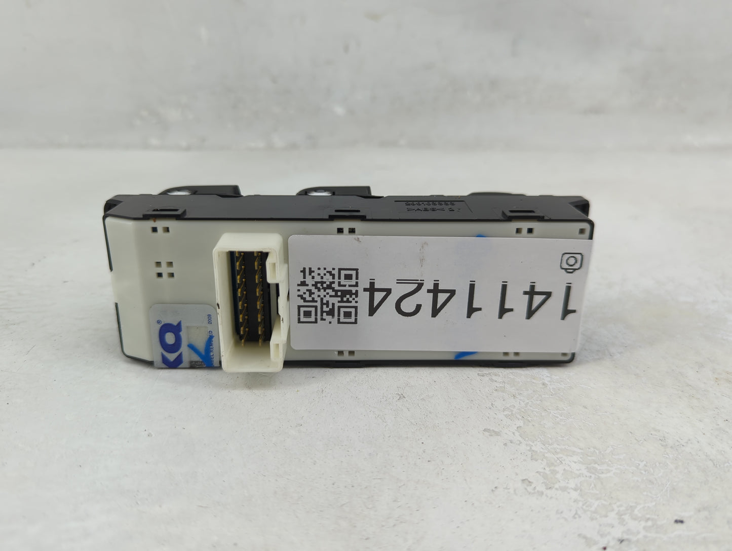2012-2017 Hyundai Veloster Master Power Window Switch Replacement Driver Side Left P/N:299103333 Fits OEM Used Auto Parts - 