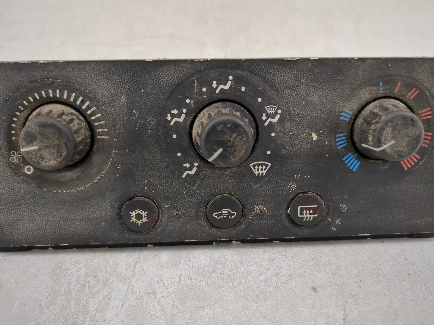 2012-2017 Hyundai Veloster Climate Control Module Temperature AC/Heater Replacement P/N:152988545276 Fits OEM Used Auto Part