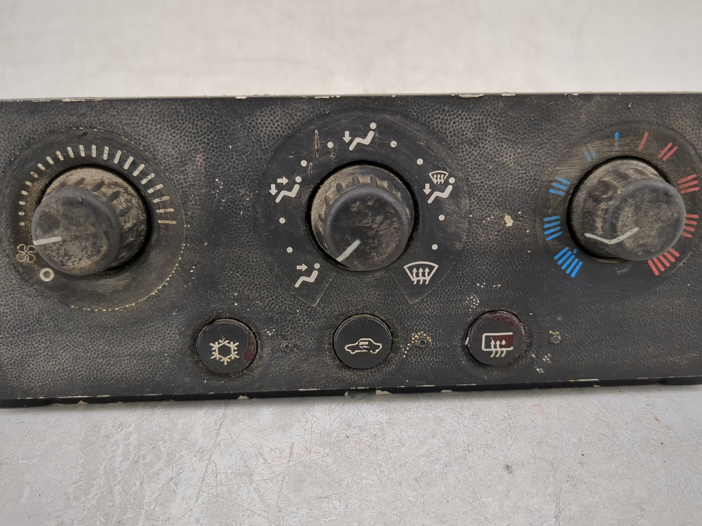 2012-2017 Hyundai Veloster Climate Control Module Temperature AC/Heater Replacement P/N:152988545276 Fits OEM Used Auto Part