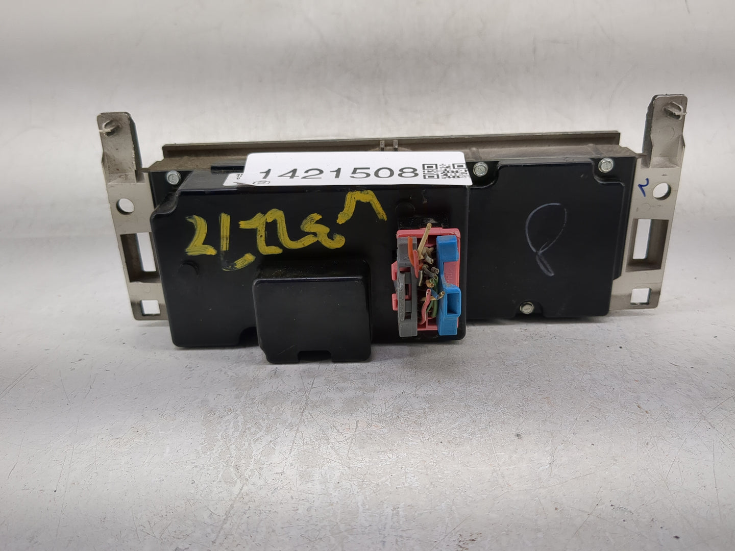 2012-2017 Hyundai Veloster Climate Control Module Temperature AC/Heater Replacement P/N:152988545276 Fits OEM Used Auto Part