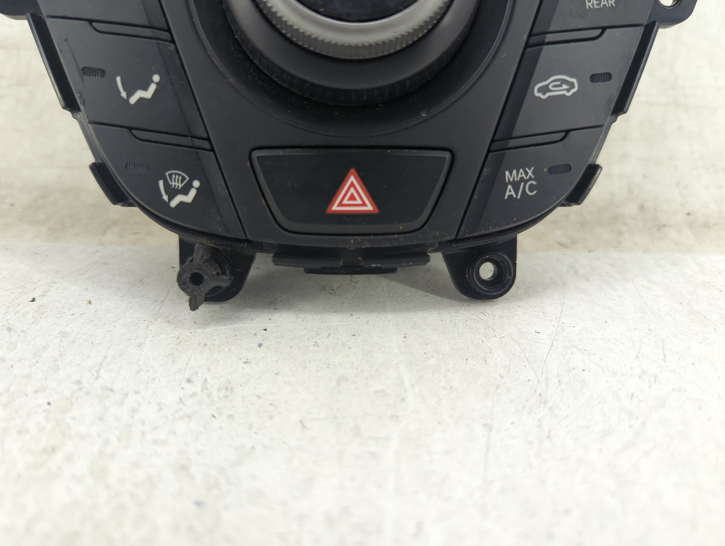 2012-2017 Hyundai Veloster Climate Control Module Temperature AC/Heater Replacement P/N:97250-2V011 Fits OEM Used Auto Parts