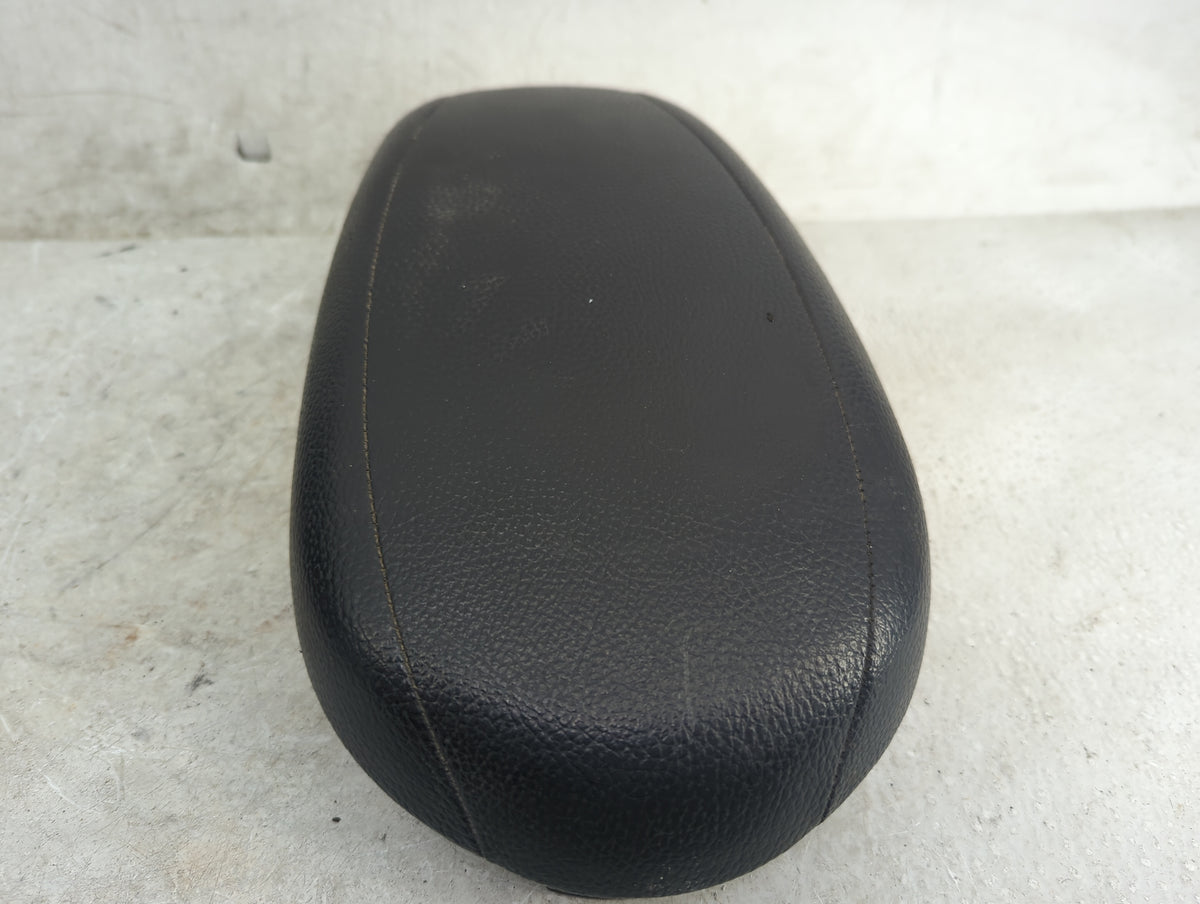 2017 Hyundai Veloster Center Console Armrest Cover Lid Fits OEM Used Auto Parts - Oemusedautoparts1.com