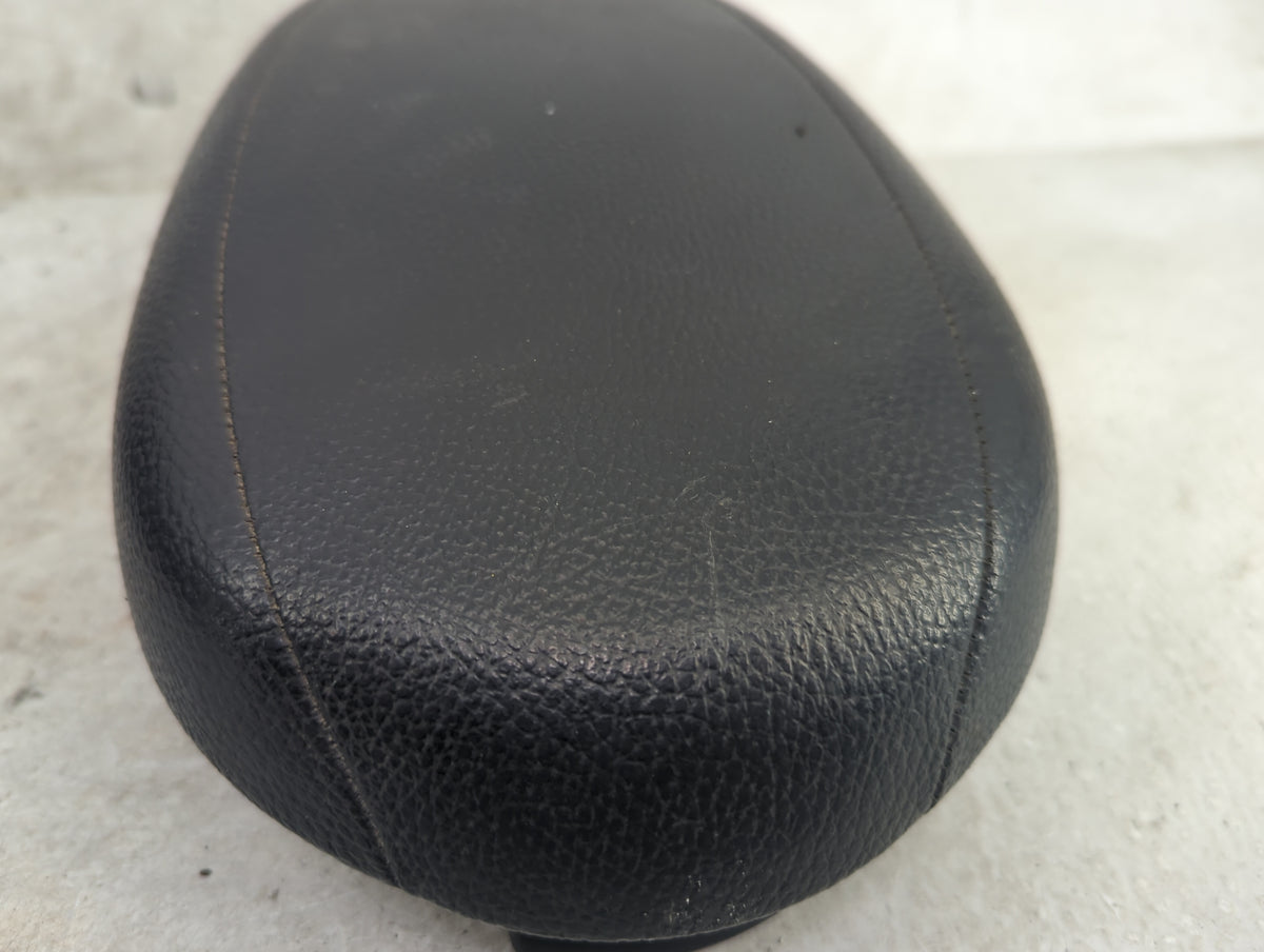 2017 Hyundai Veloster Center Console Armrest Cover Lid Fits OEM Used Auto Parts - Oemusedautoparts1.com