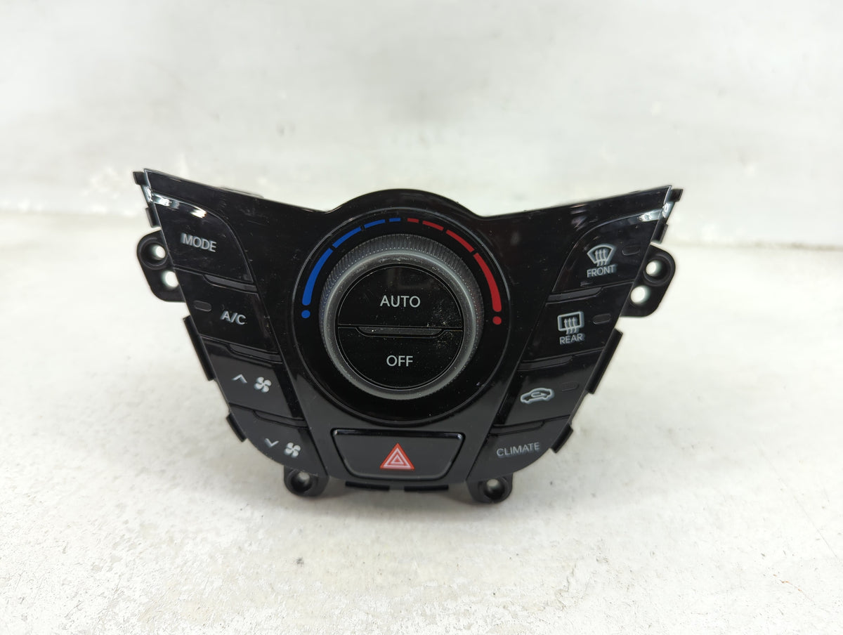 2016-2017 Hyundai Veloster Climate Control Module Temperature AC/Heater Replacement Fits Fits 2016 2017 OEM Used Auto Parts 