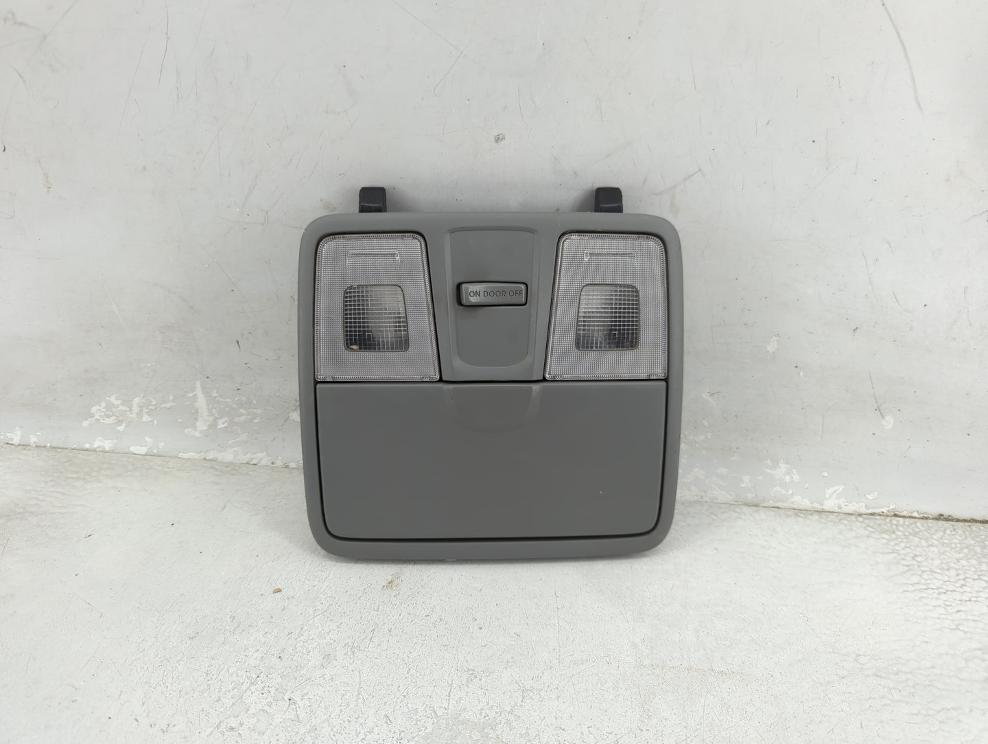 2017 Hyundai Veloster Overhead Roof Console - Oemusedautoparts1.com