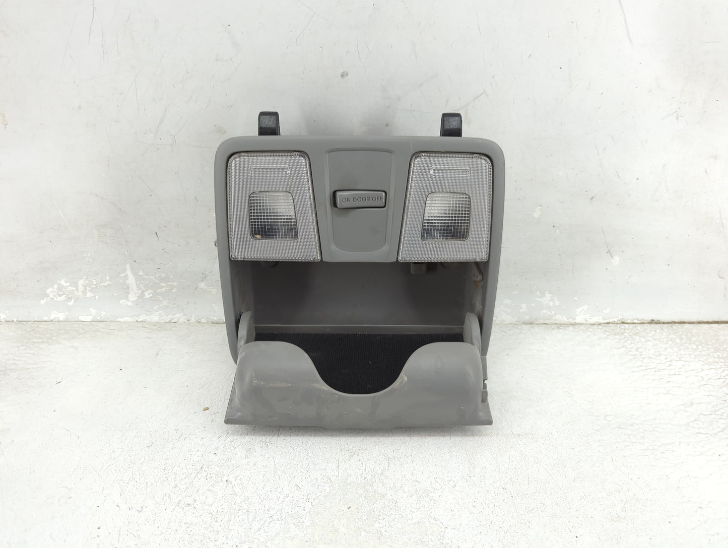 2017 Hyundai Veloster Overhead Roof Console - Oemusedautoparts1.com