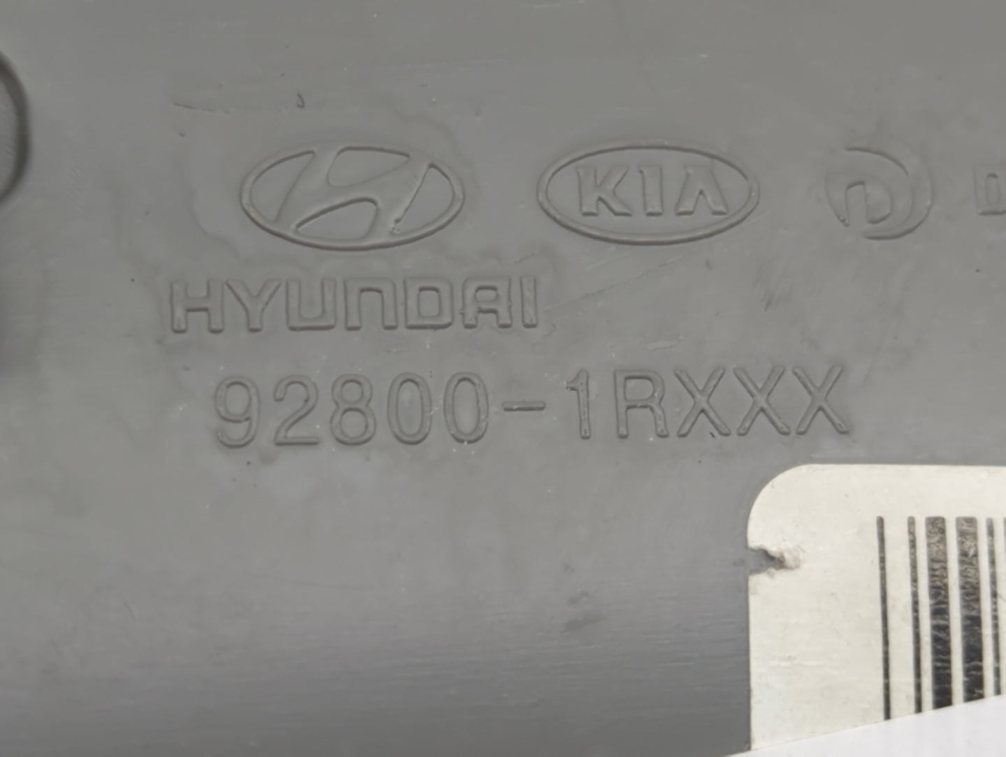 2017 Hyundai Veloster Overhead Roof Console - Oemusedautoparts1.com