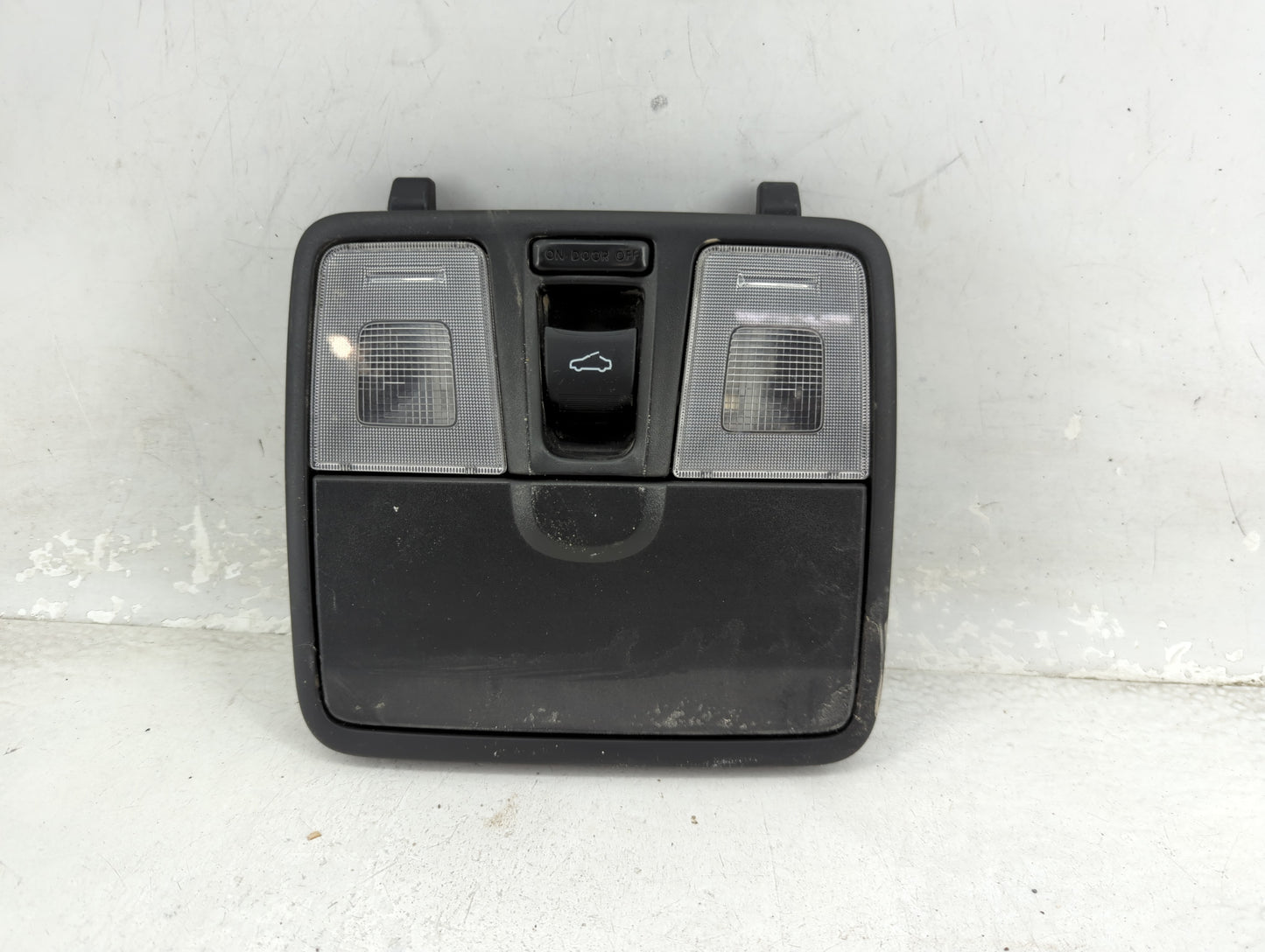 2017 Hyundai Veloster Overhead Roof Console - Oemusedautoparts1.com