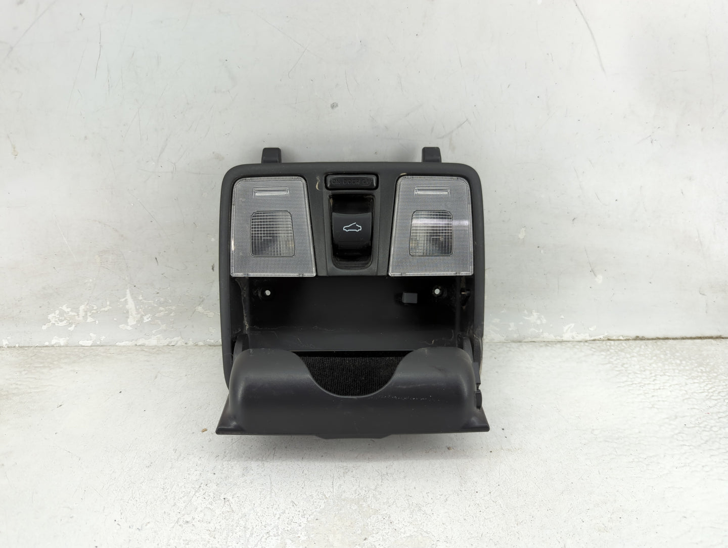 2017 Hyundai Veloster Overhead Roof Console - Oemusedautoparts1.com