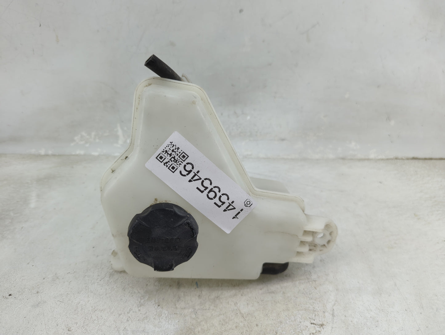2013 Hyundai Veloster Radiator Coolant Overflow Expansion Tank Bottle 1459546 - Oemusedautoparts1.com