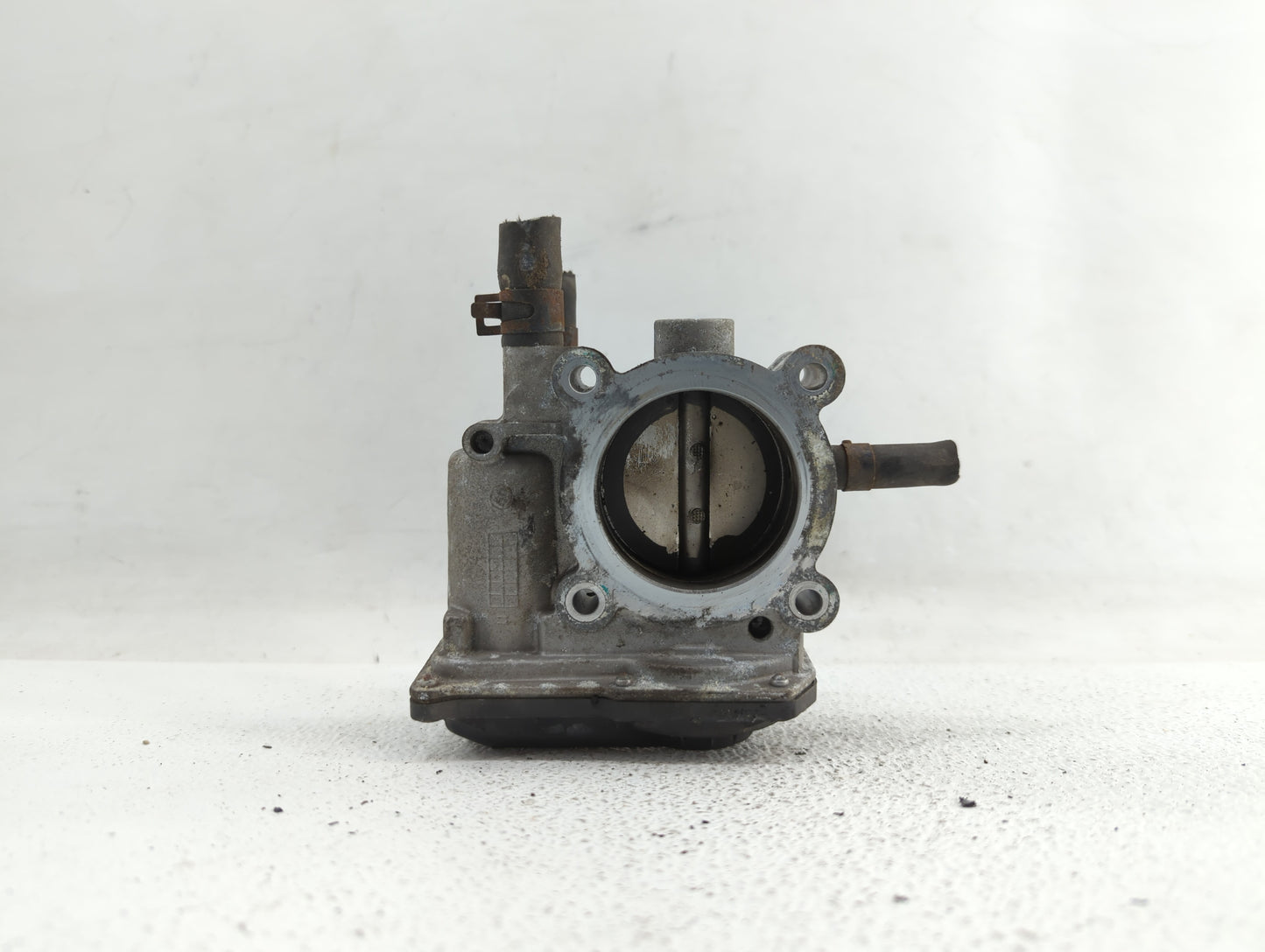 2012-2017 Hyundai Veloster Throttle Body P/N:35100-2B310 5302-1S02, 35100-2B300 Fits Fits 2012 2013 2014 2015 2016 2017 2018