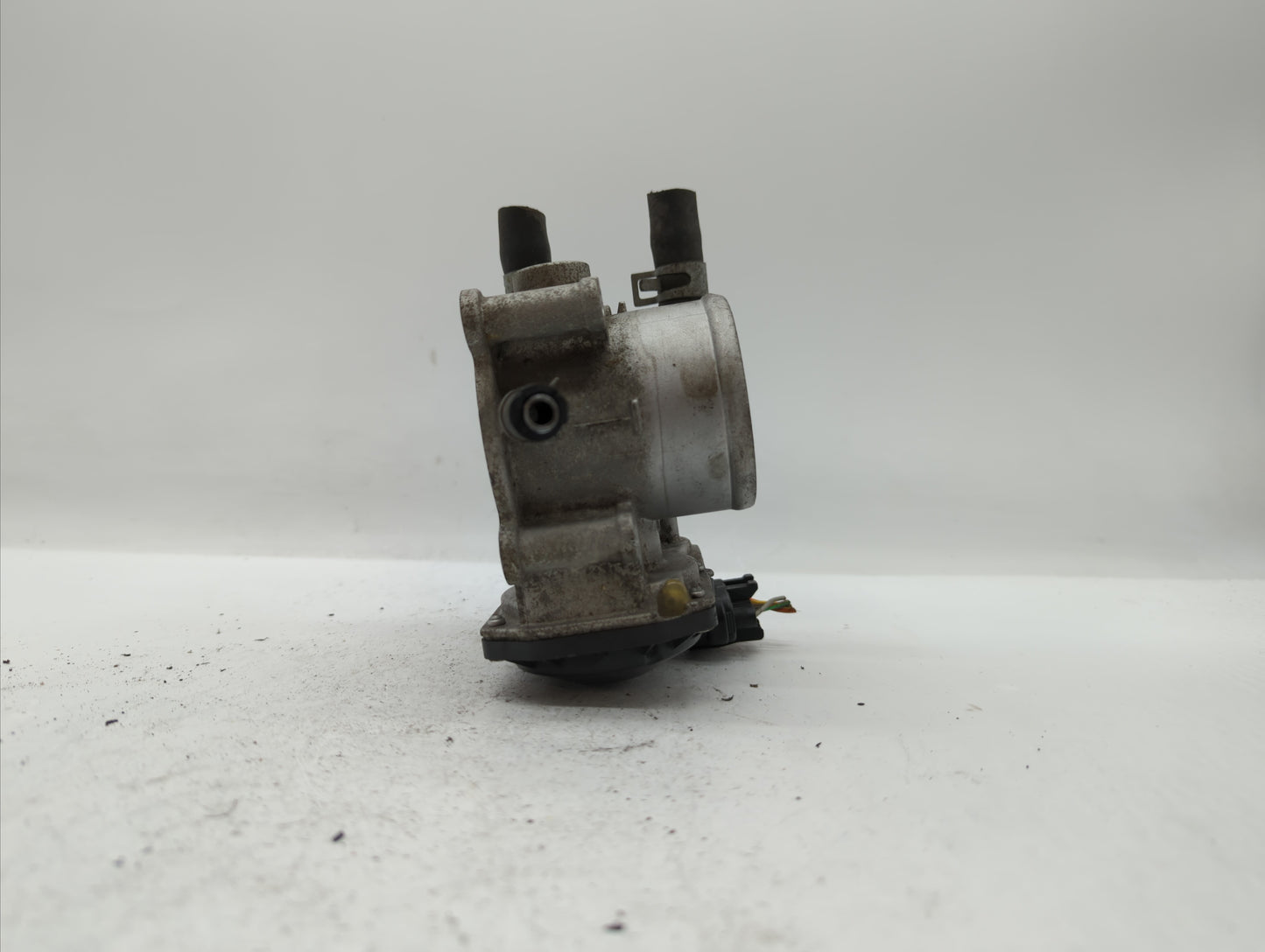 2012-2017 Hyundai Veloster Throttle Body P/N:35100-2B310 5302-1S02, 35100-2B300 Fits Fits 2012 2013 2014 2015 2016 2017 2018