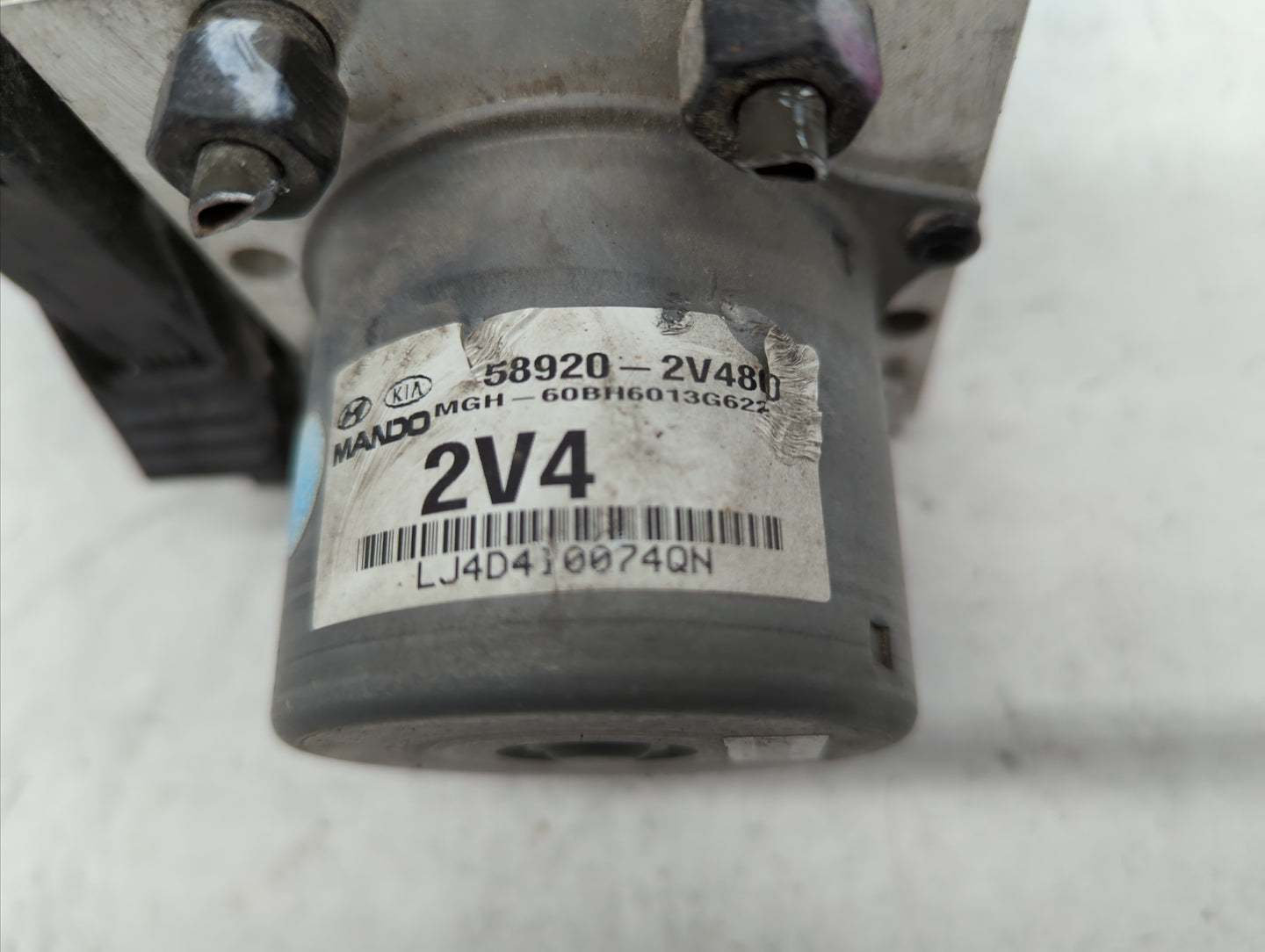 2015-2017 Hyundai Veloster ABS Pump Control Module Replacement P/N:BE6003G606 58920-2V480, 58920-2V470 Fits Fits 2015 2016 2