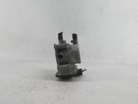 2012-2017 Hyundai Veloster Throttle Body P/N:35100-2B300 Fits Fits 2012 2013 2014 2015 2016 2017 2018 2019 OEM Used Auto Par