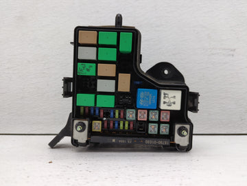 2015-2017 Hyundai Veloster Fusebox Fuse Box Panel Relay Module P/N:91305-2V157 Fits Fits 2015 2016 2017 OEM Used Auto Parts