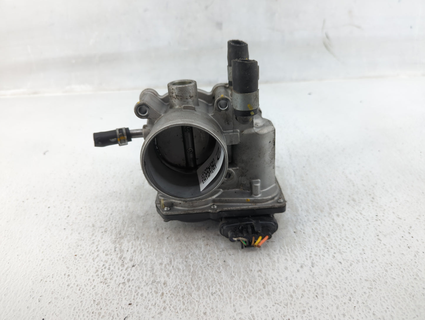 2012-2017 Hyundai Veloster Throttle Body P/N:35100-2B300 Fits Fits 2012 2013 2014 2015 2016 2017 2018 2019 OEM Used Auto Par
