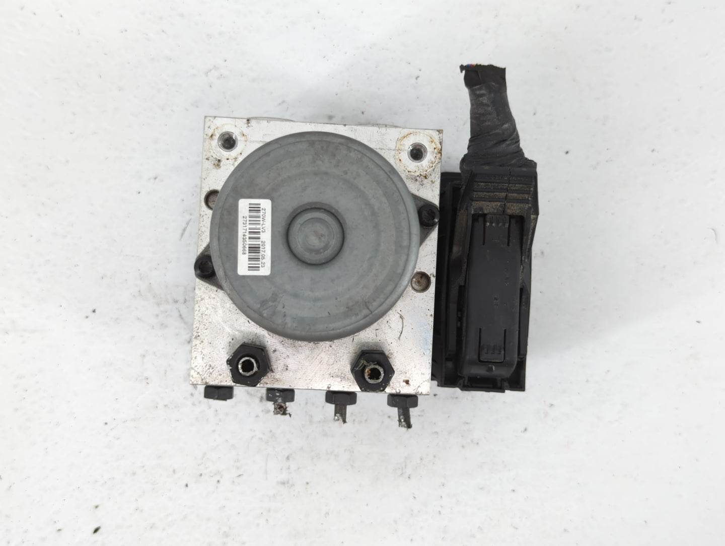 2015-2017 Hyundai Veloster ABS Pump Control Module Replacement P/N:58920-2V480 Fits Fits 2015 2016 2017 OEM Used Auto Parts 