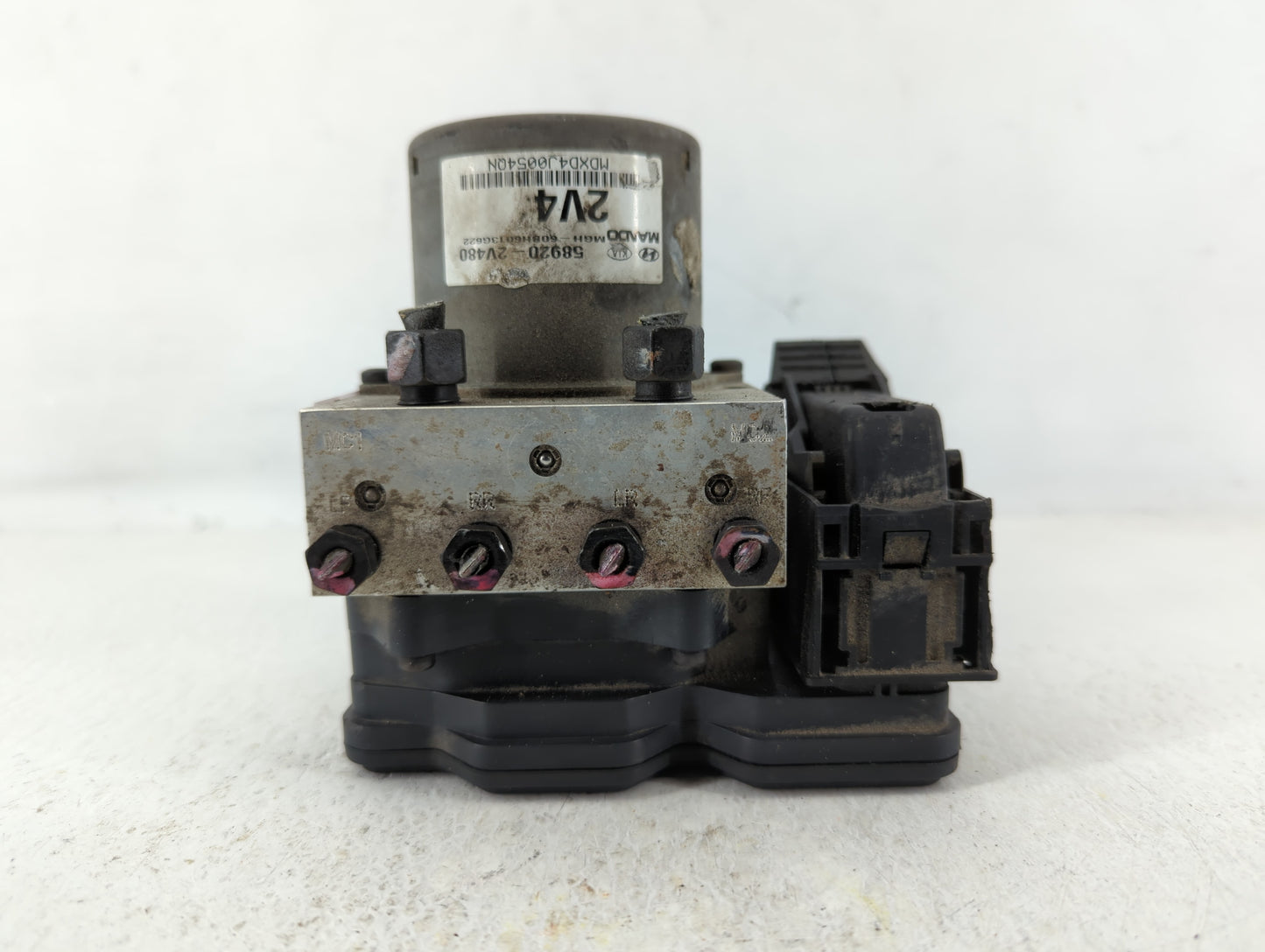2015-2017 Hyundai Veloster ABS Pump Control Module Replacement P/N:58920-2V480 Fits Fits 2015 2016 2017 OEM Used Auto Parts 