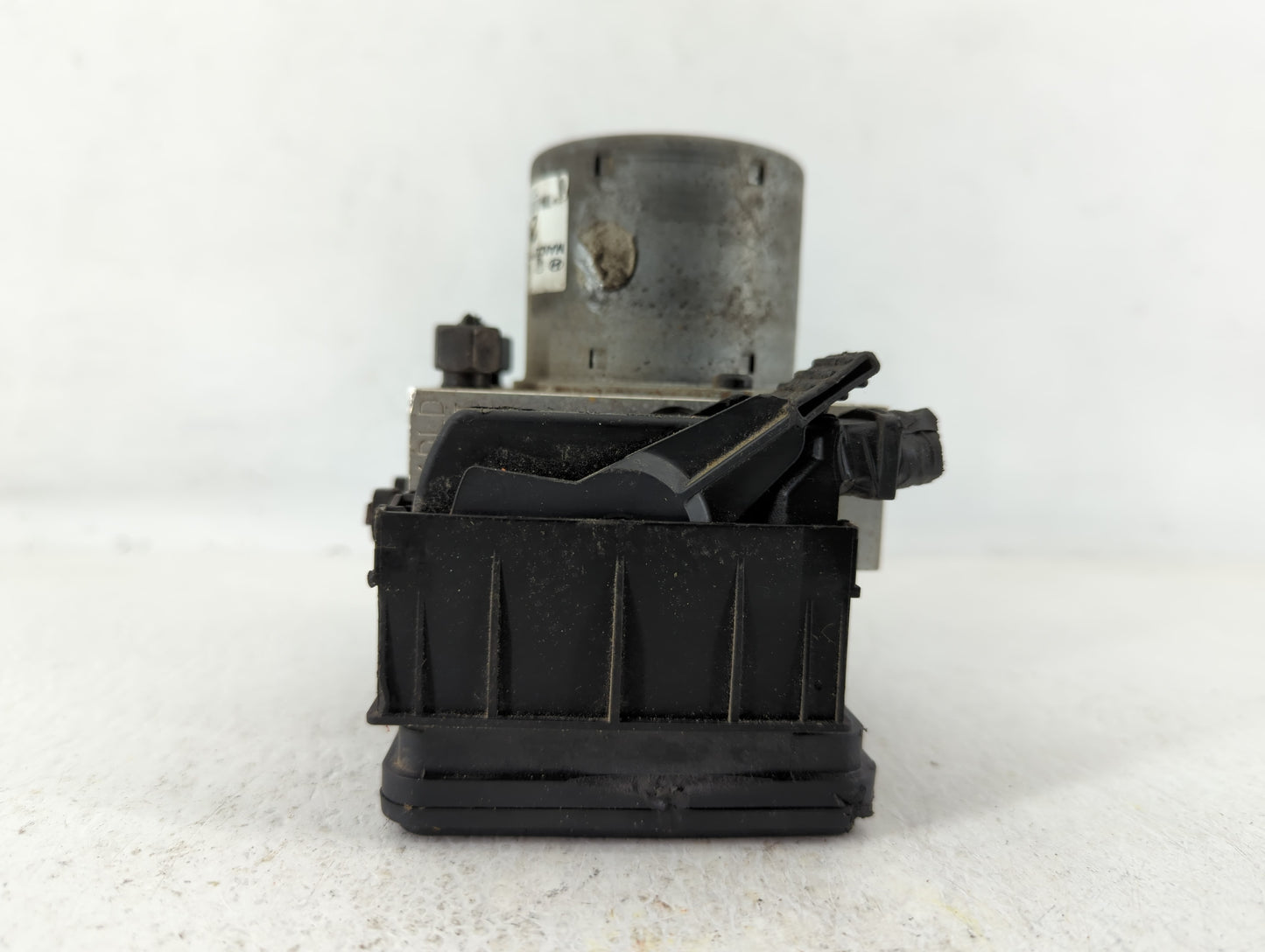 2015-2017 Hyundai Veloster ABS Pump Control Module Replacement P/N:58920-2V480 Fits Fits 2015 2016 2017 OEM Used Auto Parts 
