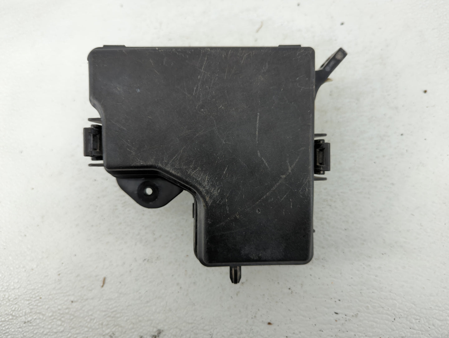 2016-2017 Hyundai Veloster Fusebox Fuse Box Panel Relay Module P/N:91236 2V039 Fits Fits 2016 2017 OEM Used Auto Parts - Oem