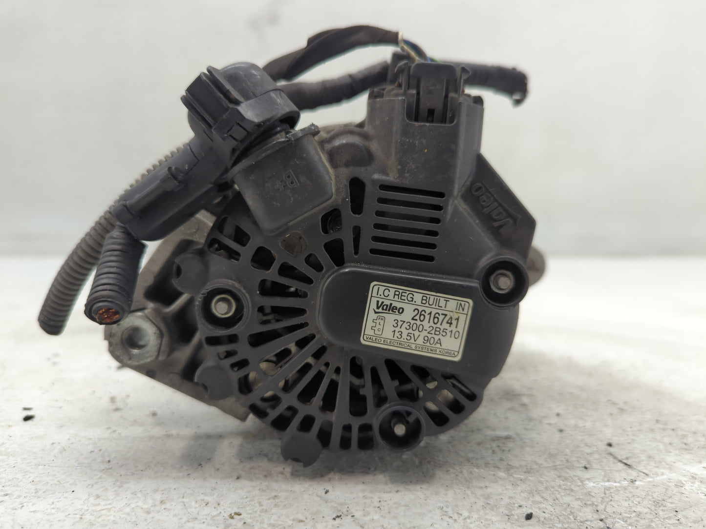 2012-2017 Hyundai Veloster Alternator Replacement Generator Charging Assembly Engine OEM P/N:37300-2B510 Fits OEM Used Auto 