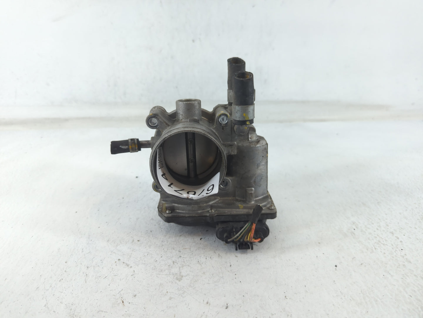 2012-2017 Hyundai Veloster Throttle Body P/N:5304 04U17 35100-2B300 Fits Fits 2012 2013 2014 2015 2016 2017 2018 2019 OEM Us