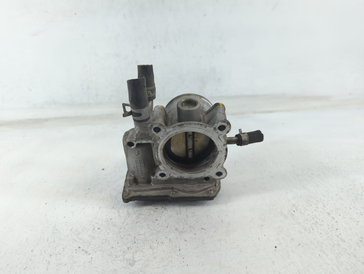 2012-2017 Hyundai Veloster Throttle Body P/N:5304 04U17 35100-2B300 Fits Fits 2012 2013 2014 2015 2016 2017 2018 2019 OEM Us