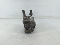 2012-2017 Hyundai Veloster Throttle Body P/N:5304 04U17 35100-2B300 Fits Fits 2012 2013 2014 2015 2016 2017 2018 2019 OEM Us