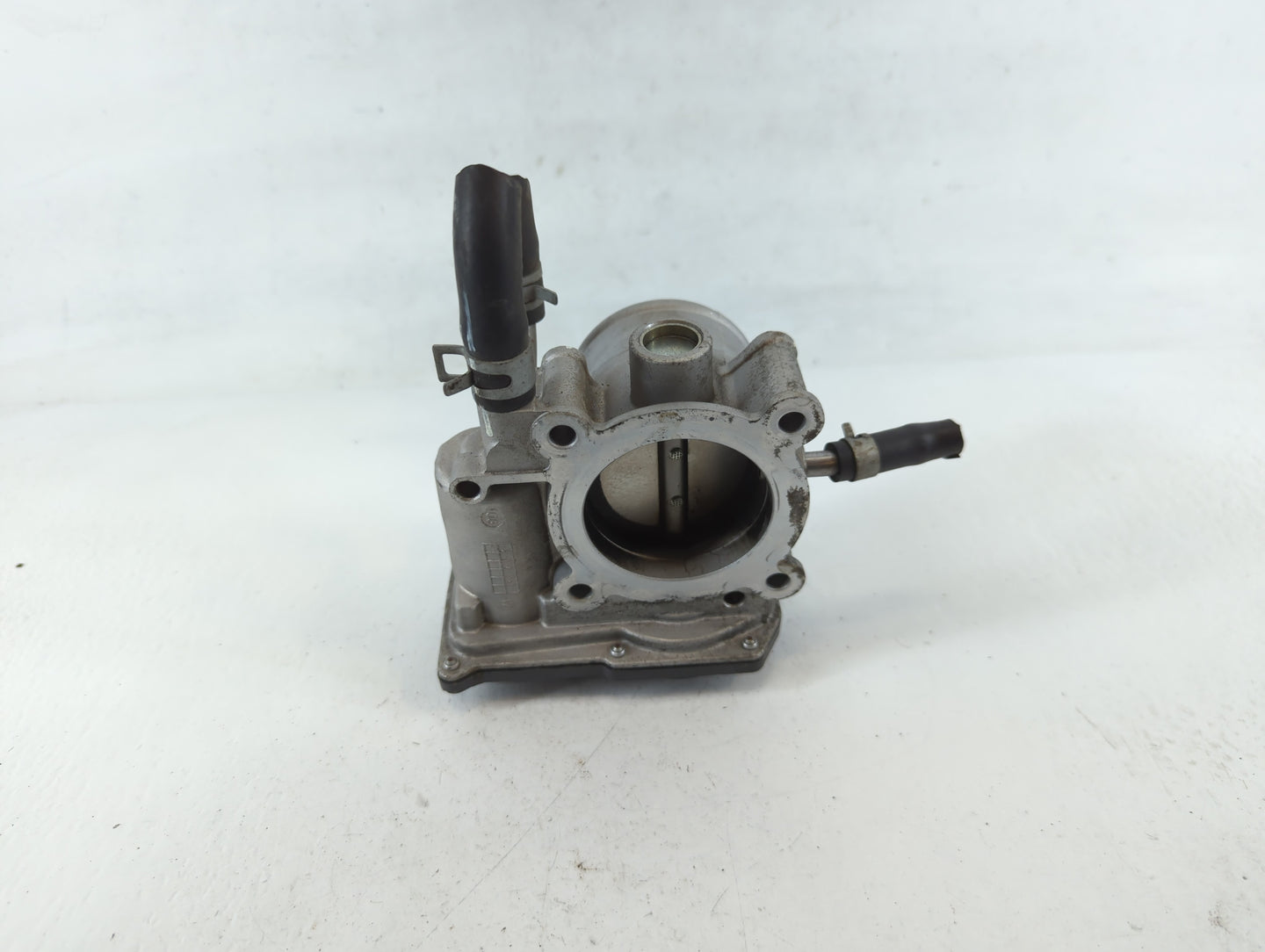 2012-2017 Hyundai Veloster Throttle Body P/N:5304 06U14 35100-2B300 Fits Fits 2012 2013 2014 2015 2016 2017 2018 2019 OEM Us