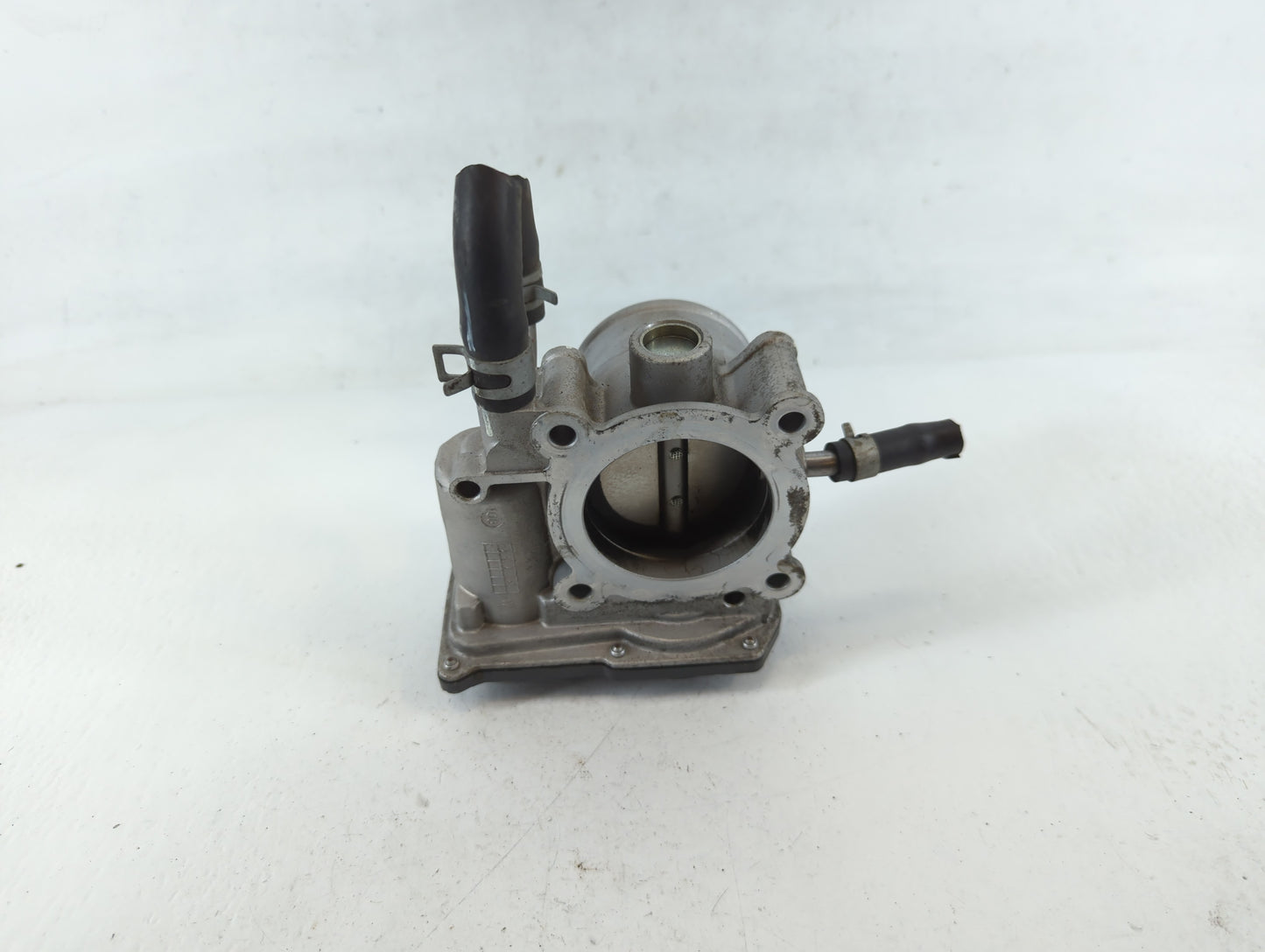 2012-2017 Hyundai Veloster Throttle Body P/N:5304 06U14 35100-2B300 Fits Fits 2012 2013 2014 2015 2016 2017 2018 2019 OEM Us