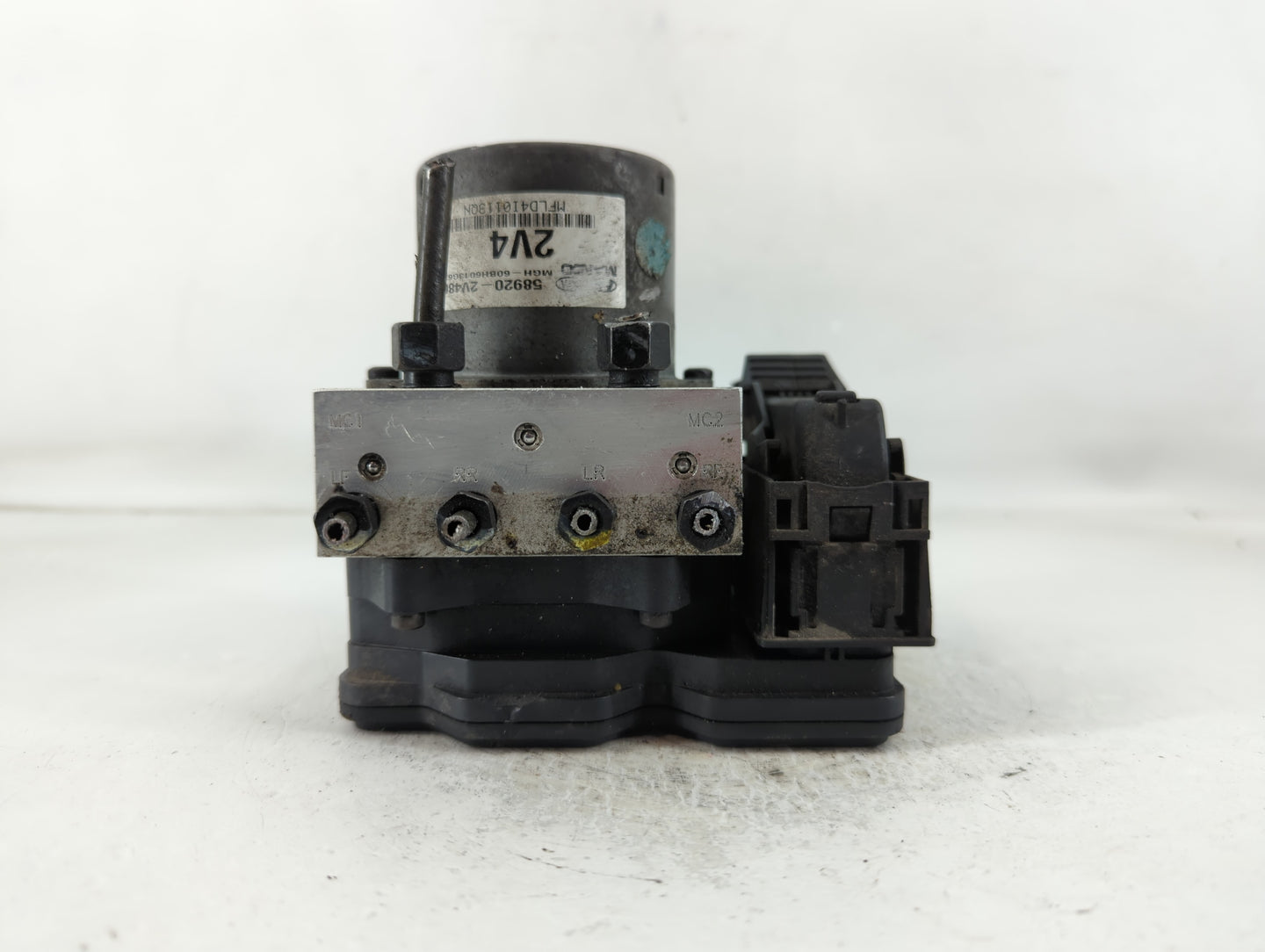 2015-2017 Hyundai Veloster ABS Pump Control Module Replacement P/N:58920-2V480 Fits Fits 2015 2016 2017 OEM Used Auto Parts 