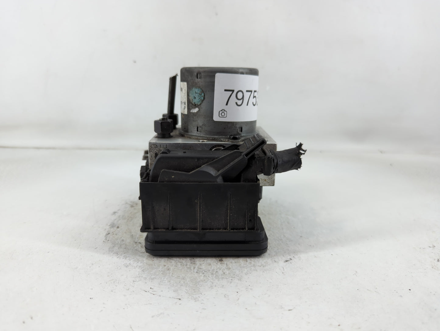 2015-2017 Hyundai Veloster ABS Pump Control Module Replacement P/N:58920-2V480 Fits Fits 2015 2016 2017 OEM Used Auto Parts 