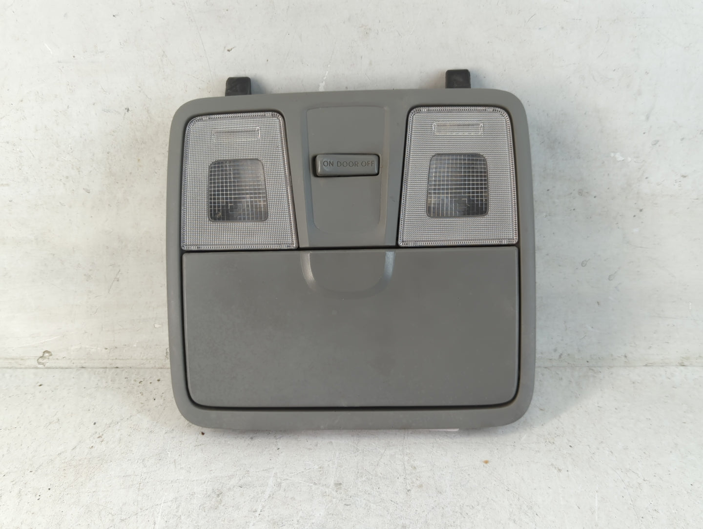 2017 Hyundai Veloster Overhead Roof Console - Oemusedautoparts1.com