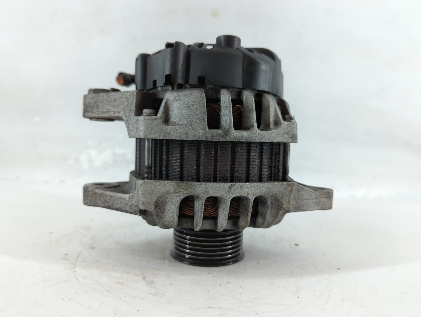 2012-2017 Hyundai Veloster Alternator Replacement Generator Charging Assembly Engine OEM P/N:37300-2B510 Fits OEM Used Auto 