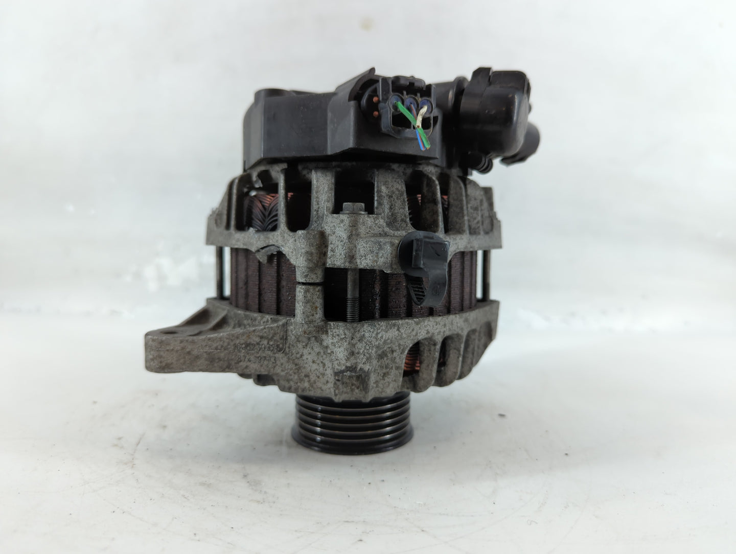 2012-2017 Hyundai Veloster Alternator Replacement Generator Charging Assembly Engine OEM P/N:37300-2B510 Fits OEM Used Auto 