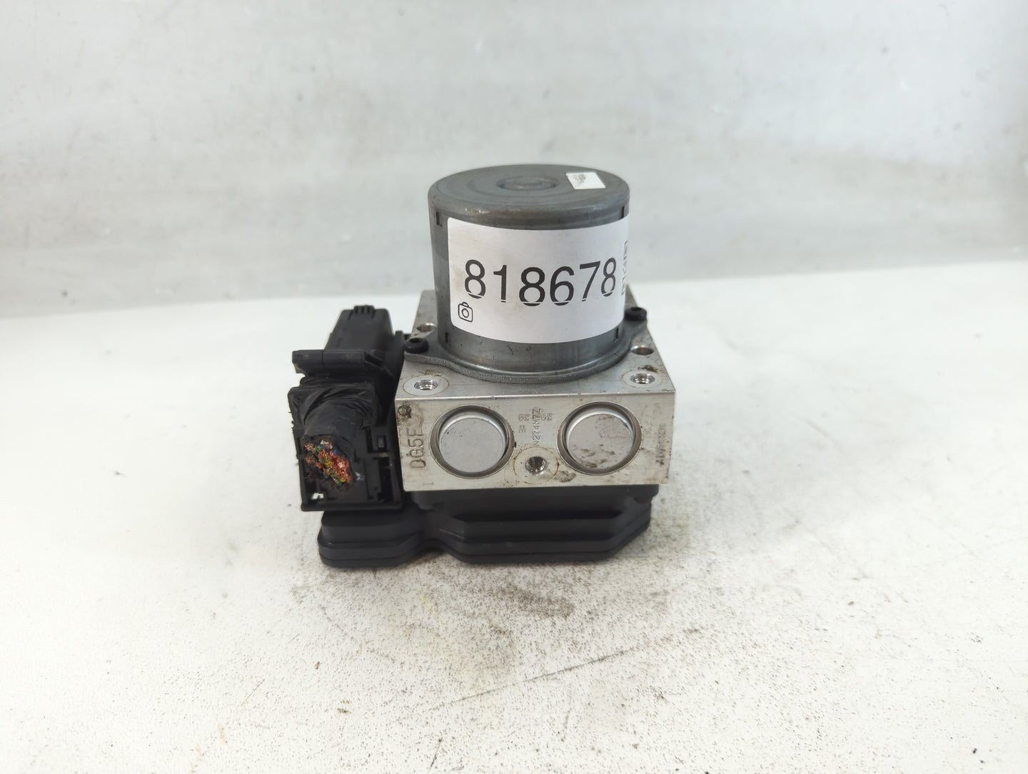 2017 Hyundai Veloster ABS Pump Control Module Replacement P/N:58920-2V46 Fits OEM Used Auto Parts - Oemusedautoparts1.com
