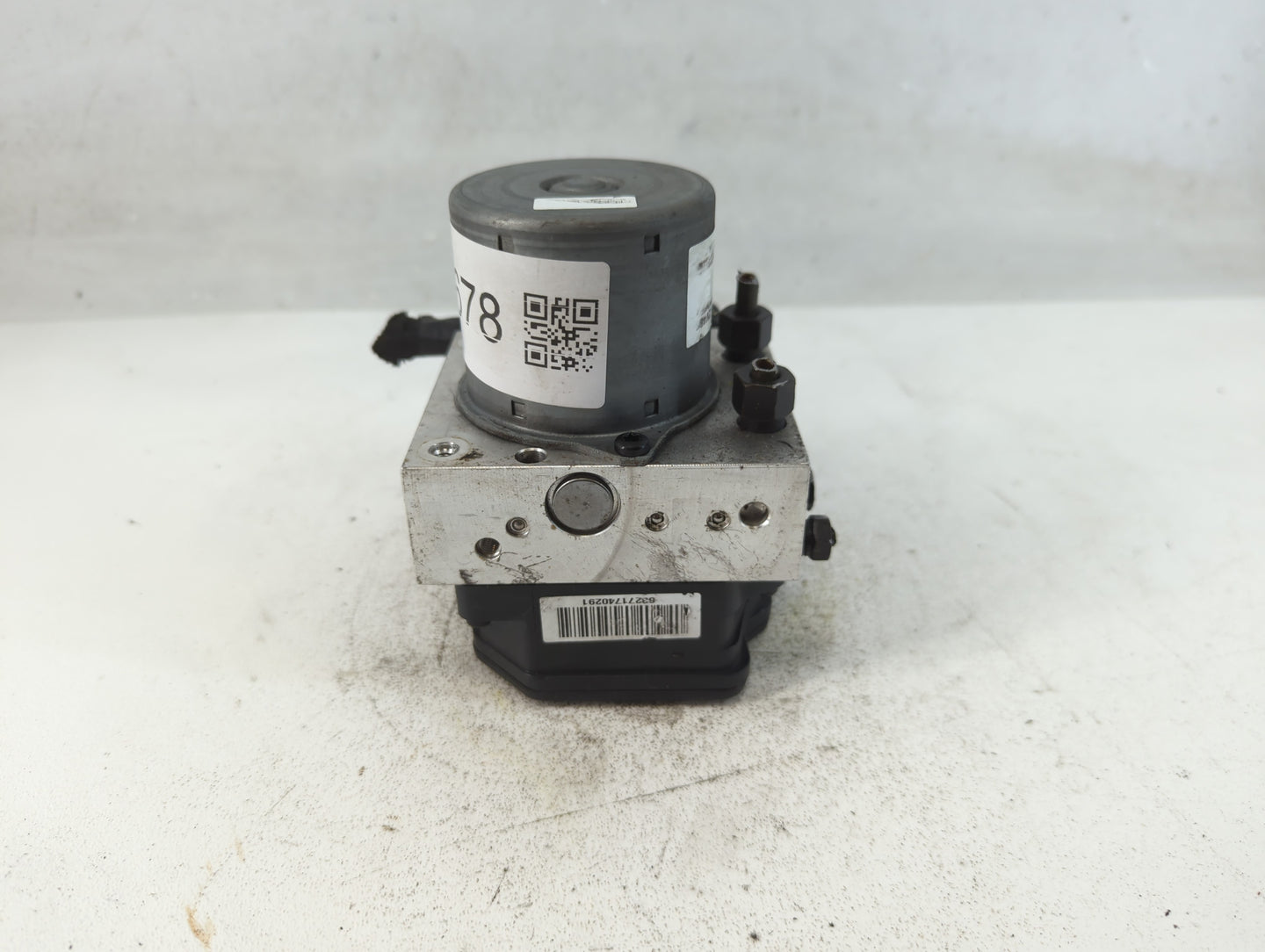 2017 Hyundai Veloster ABS Pump Control Module Replacement P/N:58920-2V46 Fits OEM Used Auto Parts - Oemusedautoparts1.com