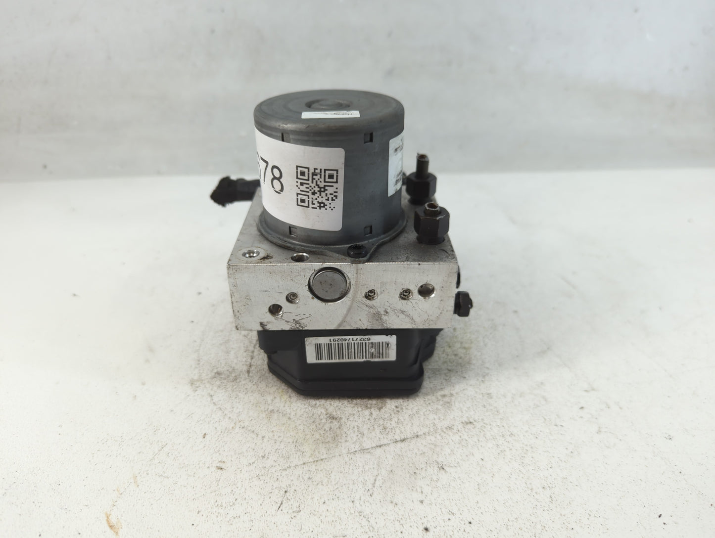 2017 Hyundai Veloster ABS Pump Control Module Replacement P/N:58920-2V46 Fits OEM Used Auto Parts - Oemusedautoparts1.com