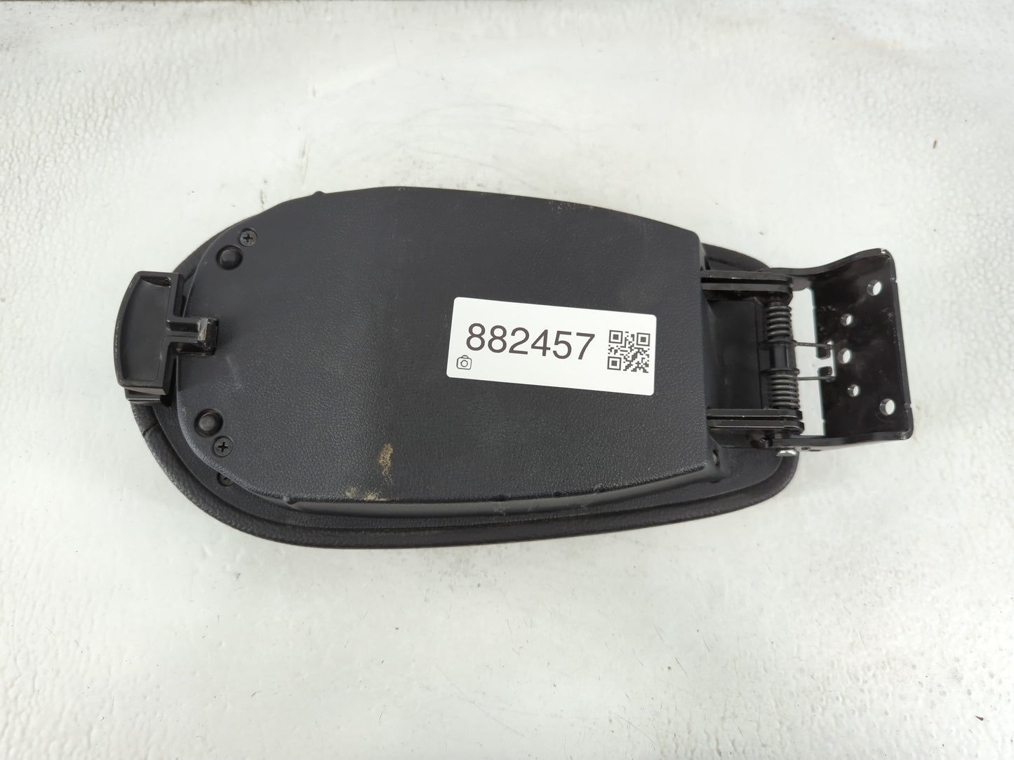 2013-2017 Hyundai Veloster Center Console Armrest Cover Lid P/N:170308 Fits Fits 2013 2014 2015 2016 2017 OEM Used Auto Part