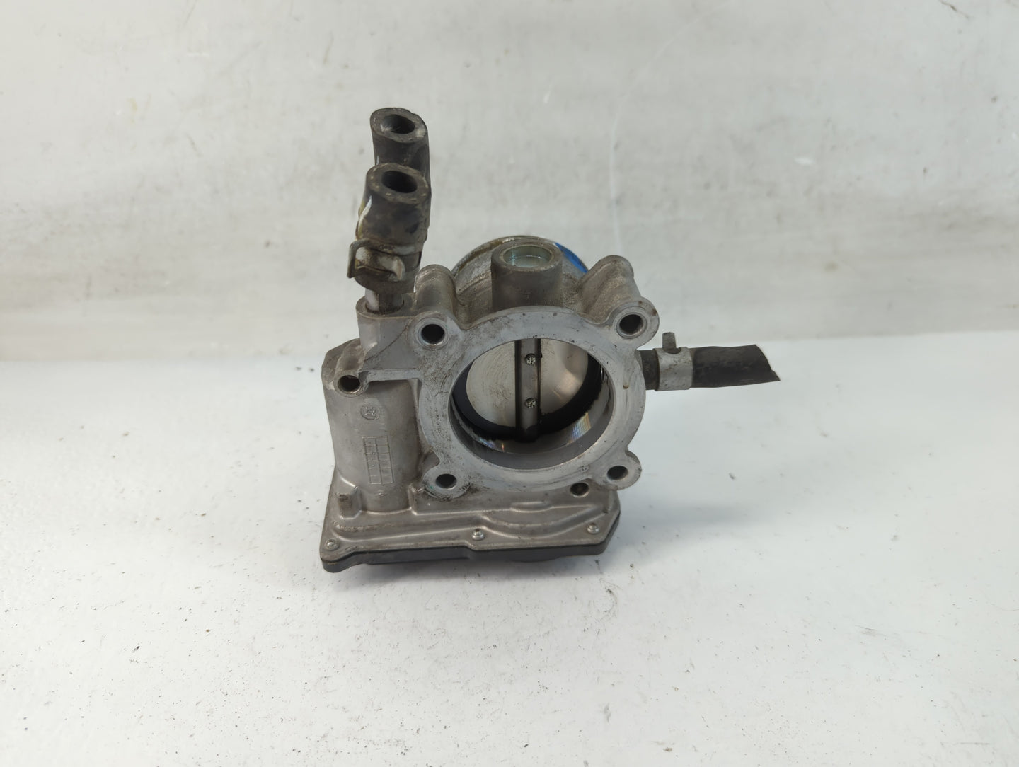 2015-2020 Hyundai Veloster Throttle Body P/N:35100-2B340 Fits Fits 2015 2016 2017 2018 2019 2020 2021 2022 OEM Used Auto Par