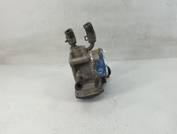 2015-2020 Hyundai Veloster Throttle Body P/N:35100-2B340 Fits Fits 2015 2016 2017 2018 2019 2020 2021 2022 OEM Used Auto Par