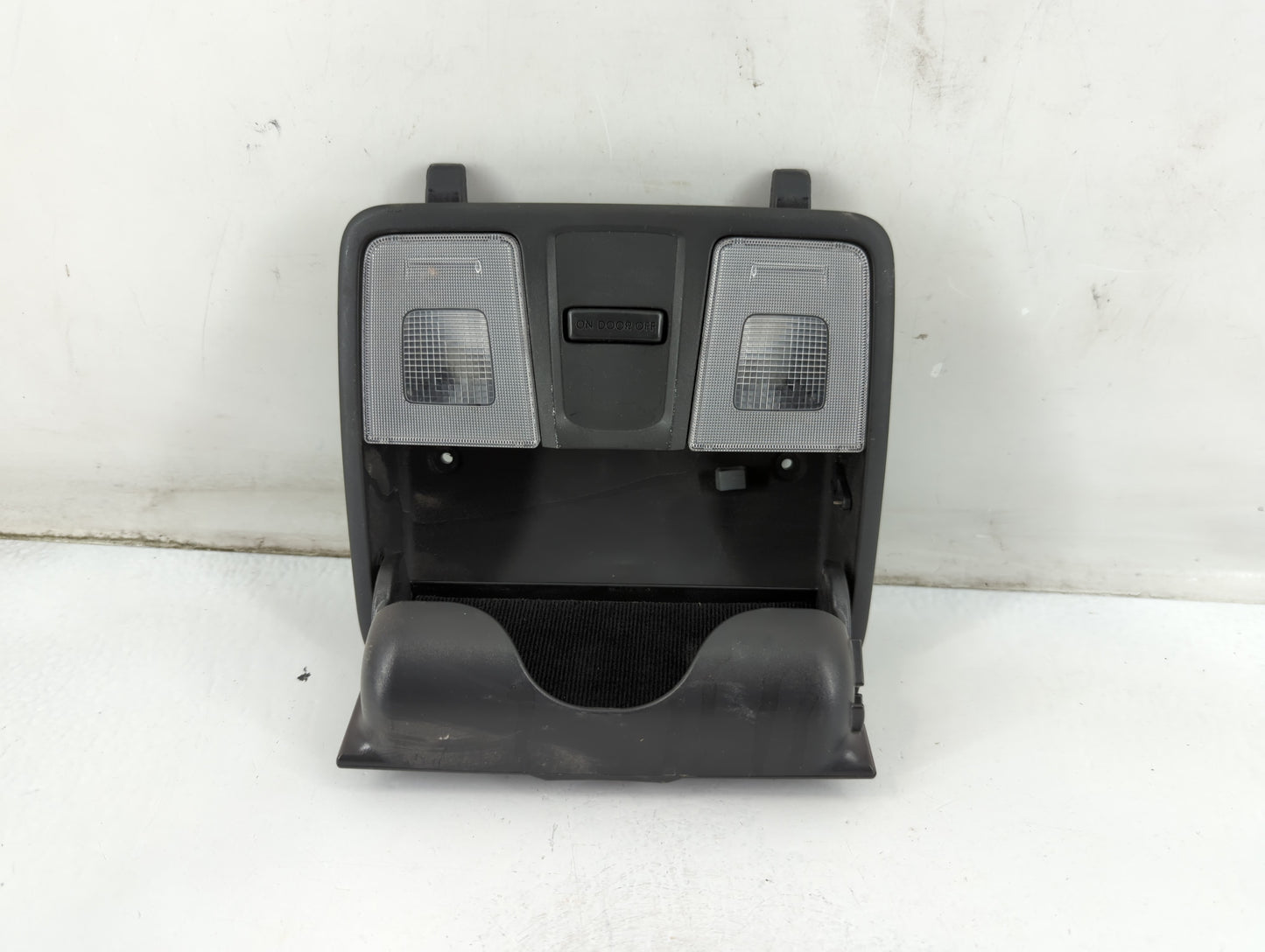 2017 Hyundai Veloster Overhead Roof Console - Oemusedautoparts1.com