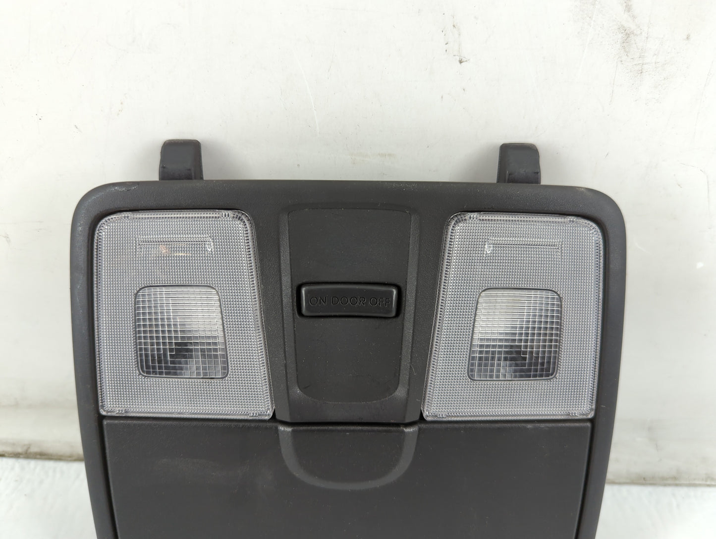 2017 Hyundai Veloster Overhead Roof Console - Oemusedautoparts1.com