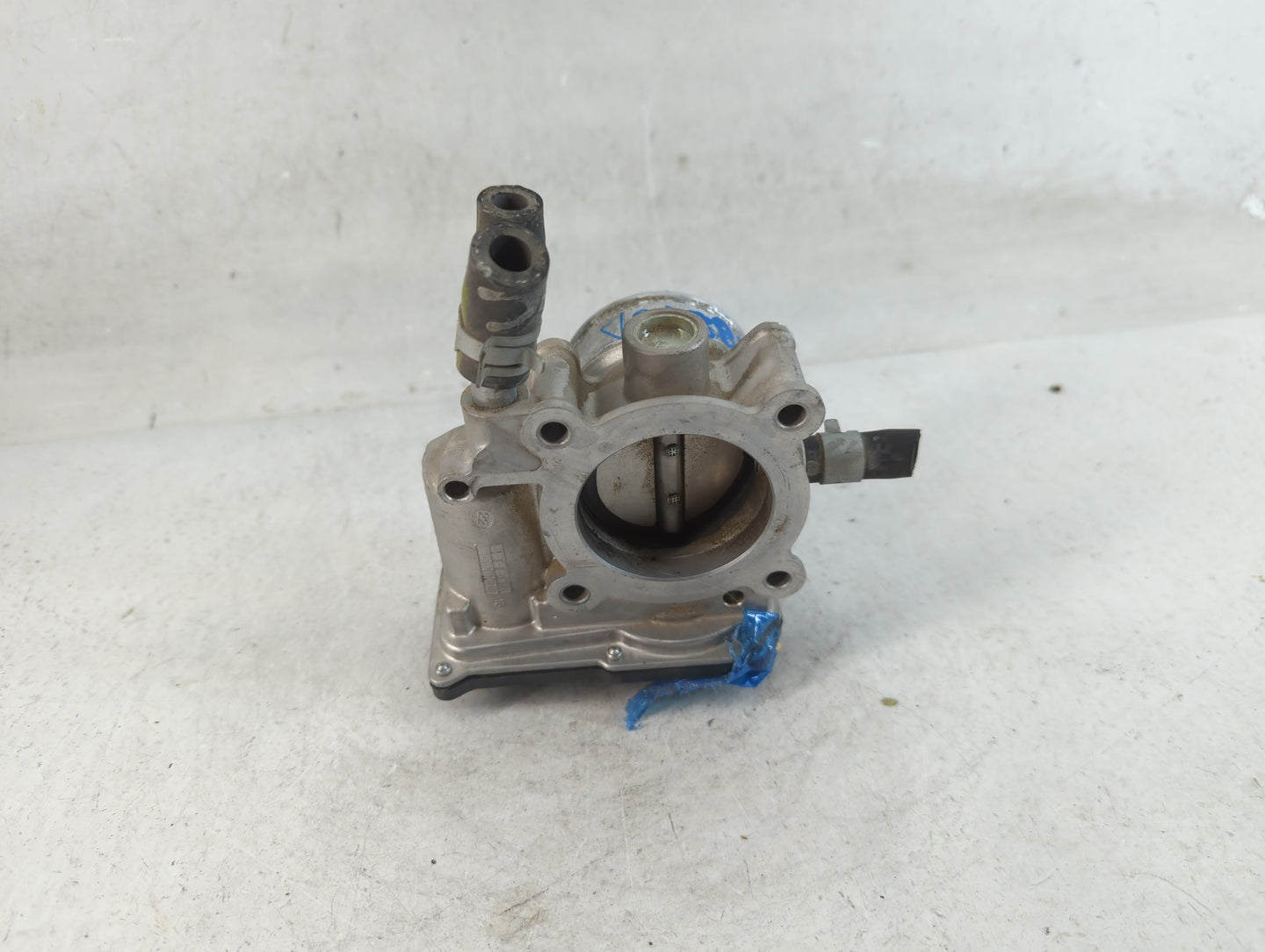 2015-2020 Hyundai Veloster Throttle Body P/N:35100-2B340 Fits Fits 2015 2016 2017 2018 2019 2020 2021 2022 OEM Used Auto Par