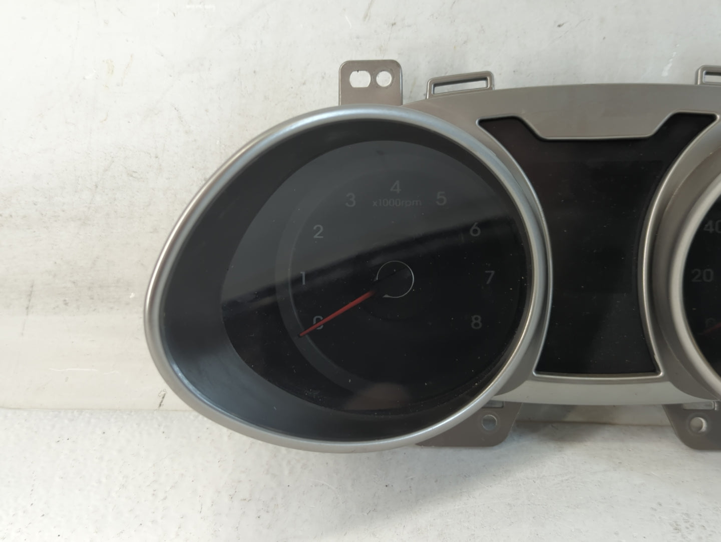 2016-2017 Hyundai Veloster Instrument Cluster Speedometer Gauges P/N:94031-2V201RDR Fits Fits 2016 2017 OEM Used Auto Parts 