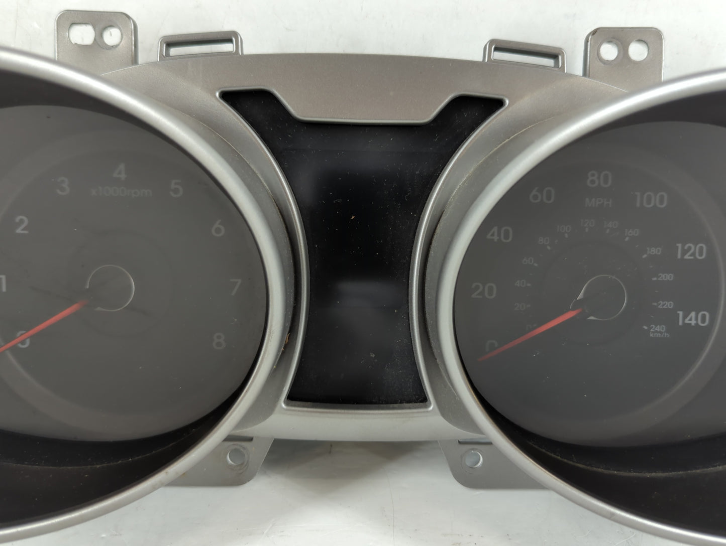 2016-2017 Hyundai Veloster Instrument Cluster Speedometer Gauges P/N:94031-2V201 Miles: Fits Fits 2016 2017 OEM Used Auto Pa