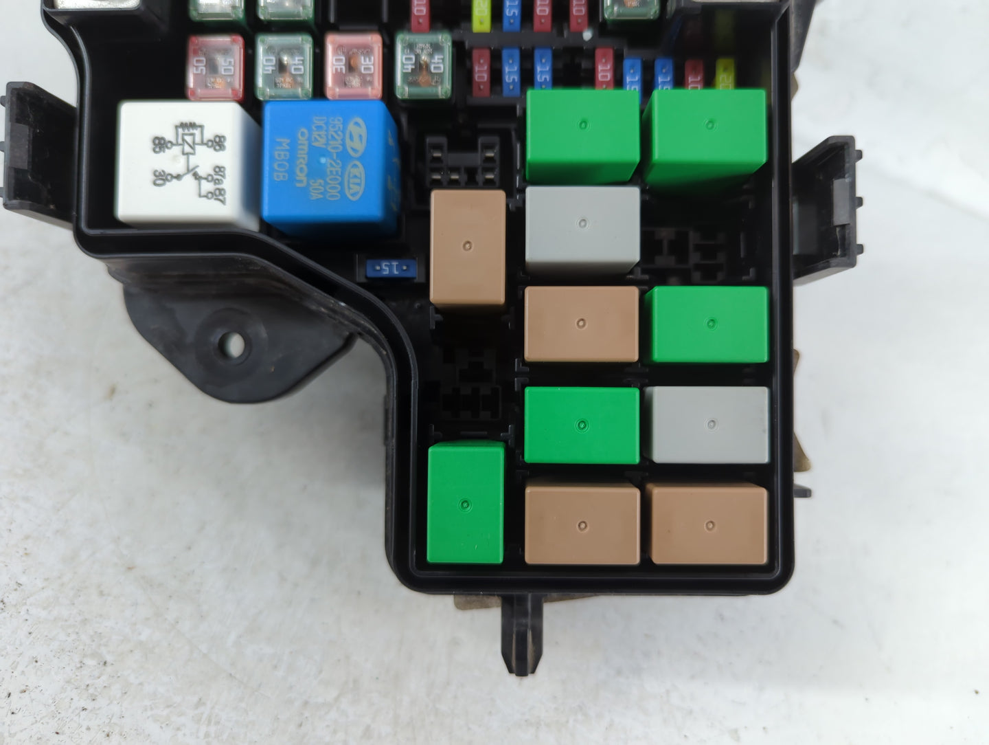 2016-2017 Hyundai Veloster Fusebox Fuse Box Panel Relay Module P/N:912362V099 Fits Fits 2016 2017 OEM Used Auto Parts - Oemu